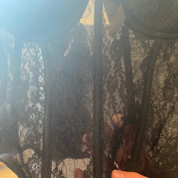 Black vintage lace corset - Picture 3 of 4